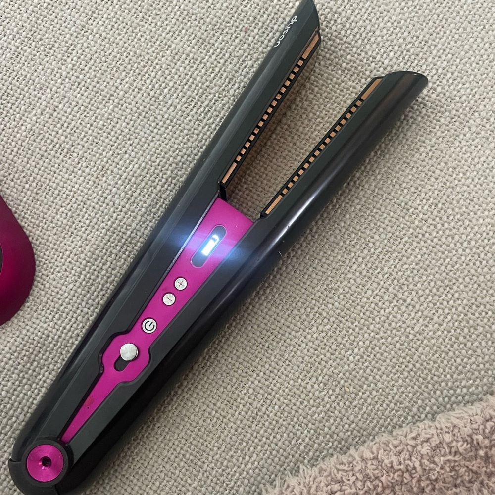 Dyson Corrale straightener